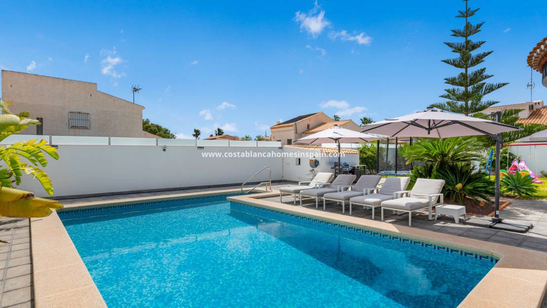 Endursölu - Detached Villa - Playa Flamenca - Costa Blanca South