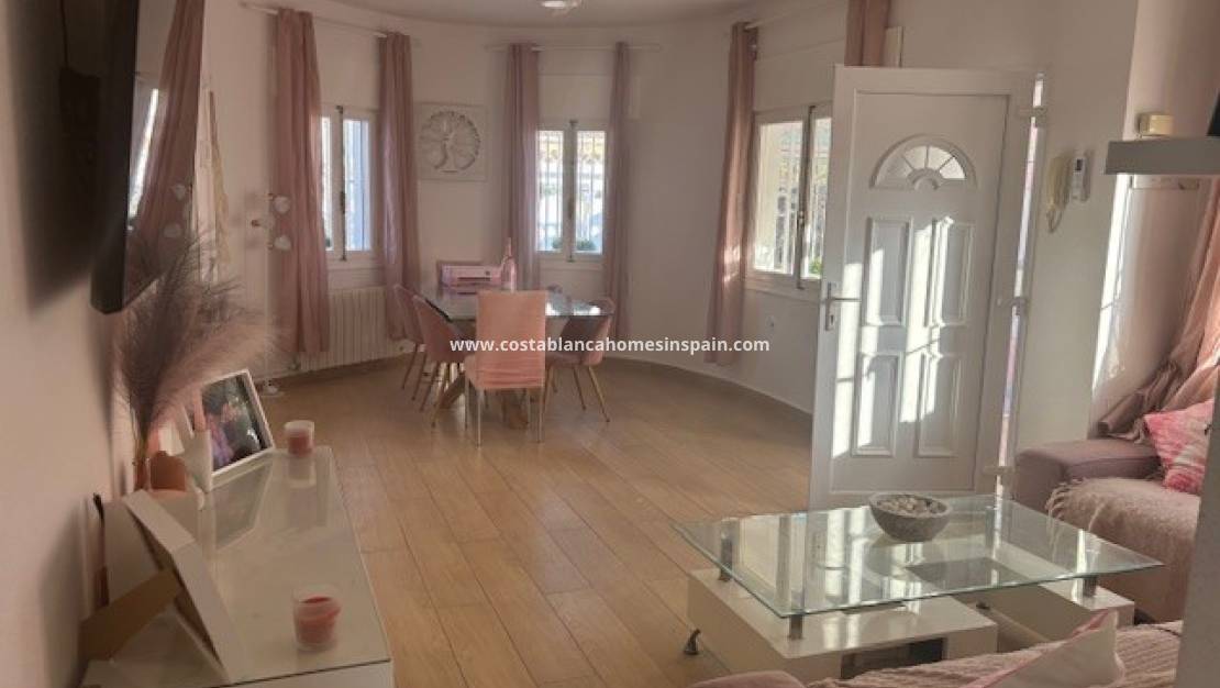 Endursölu - Detached Villa - Playa Flamenca - Costa Blanca South