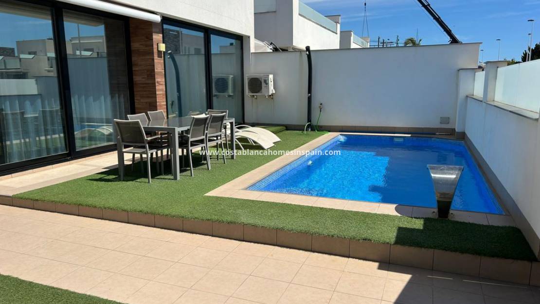 Endursölu - Detached Villa - San Pedro del Pinatar - Orihuela Costa