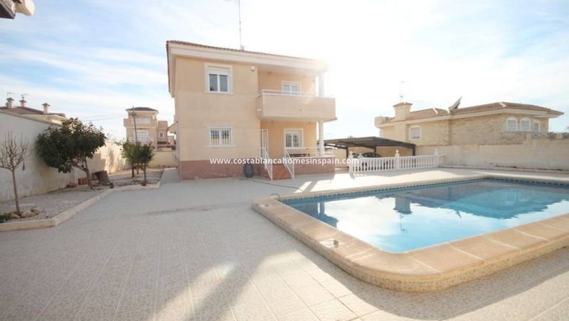 Endursölu - Detached Villa - Torrevieja - Aguas Nuevas