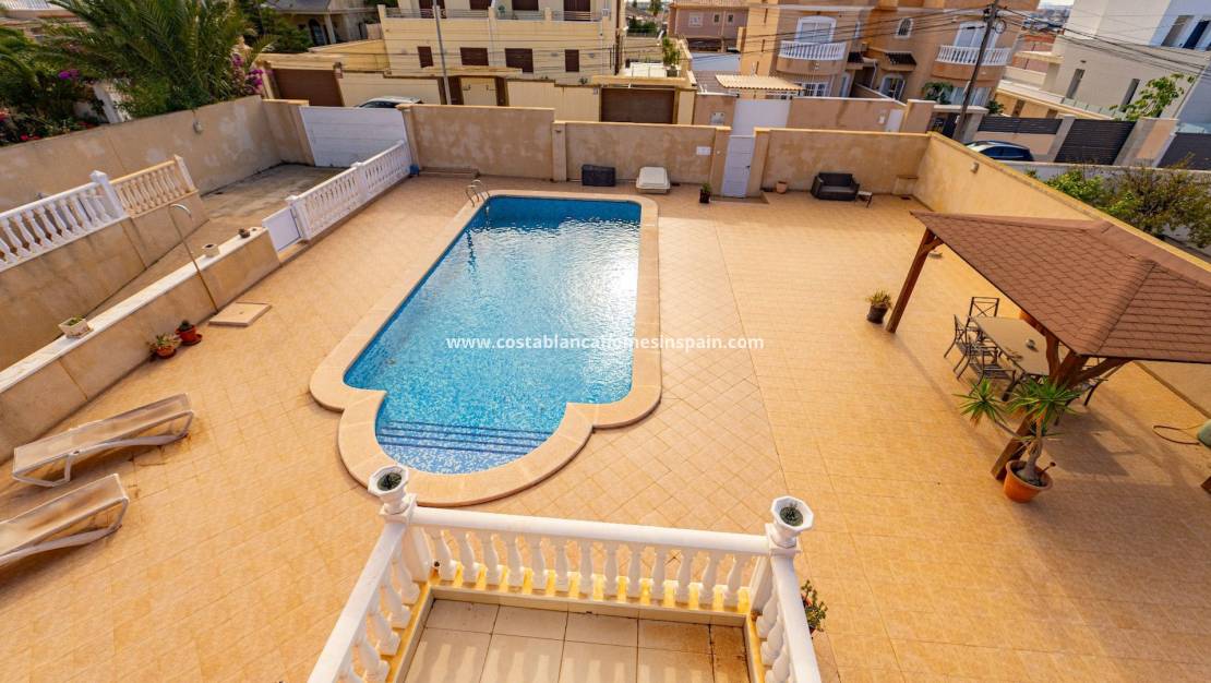 Endursölu - Detached Villa - Torrevieja - Aguas Nuevas