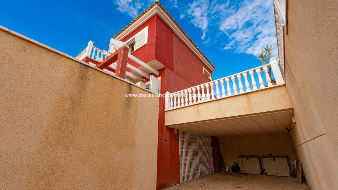 Endursölu - Detached Villa - Torrevieja - Aguas Nuevas