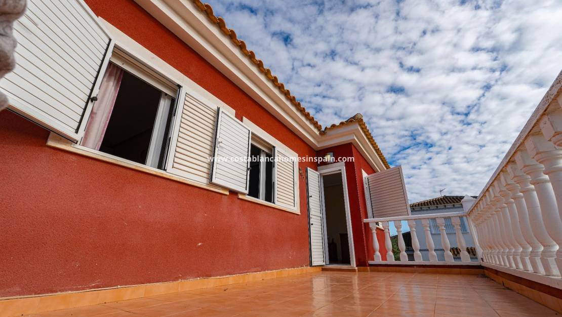 Endursölu - Detached Villa - Torrevieja - Aguas Nuevas