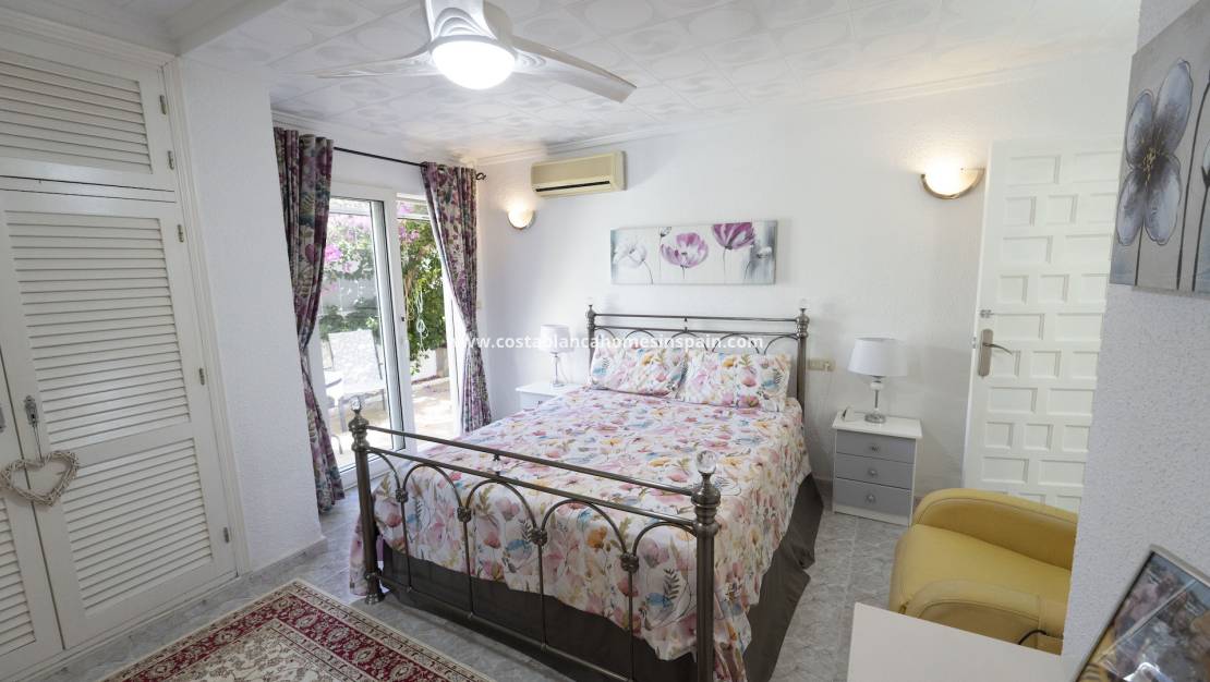 Endursölu - Detached Villa - Torrevieja - San Luis