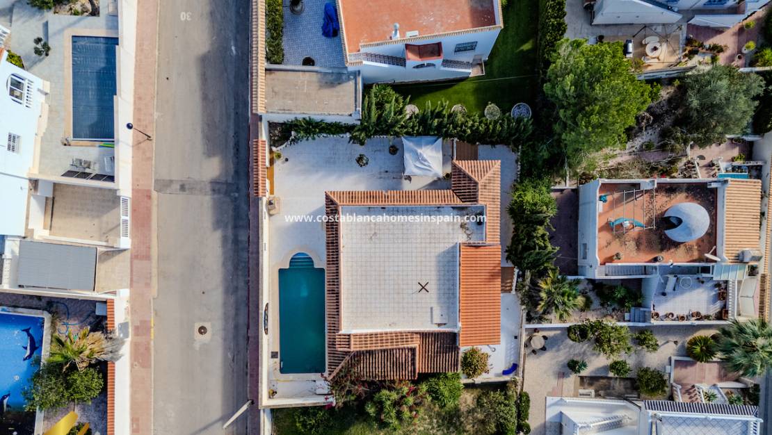 Endursölu - Detached Villa - Villamartin