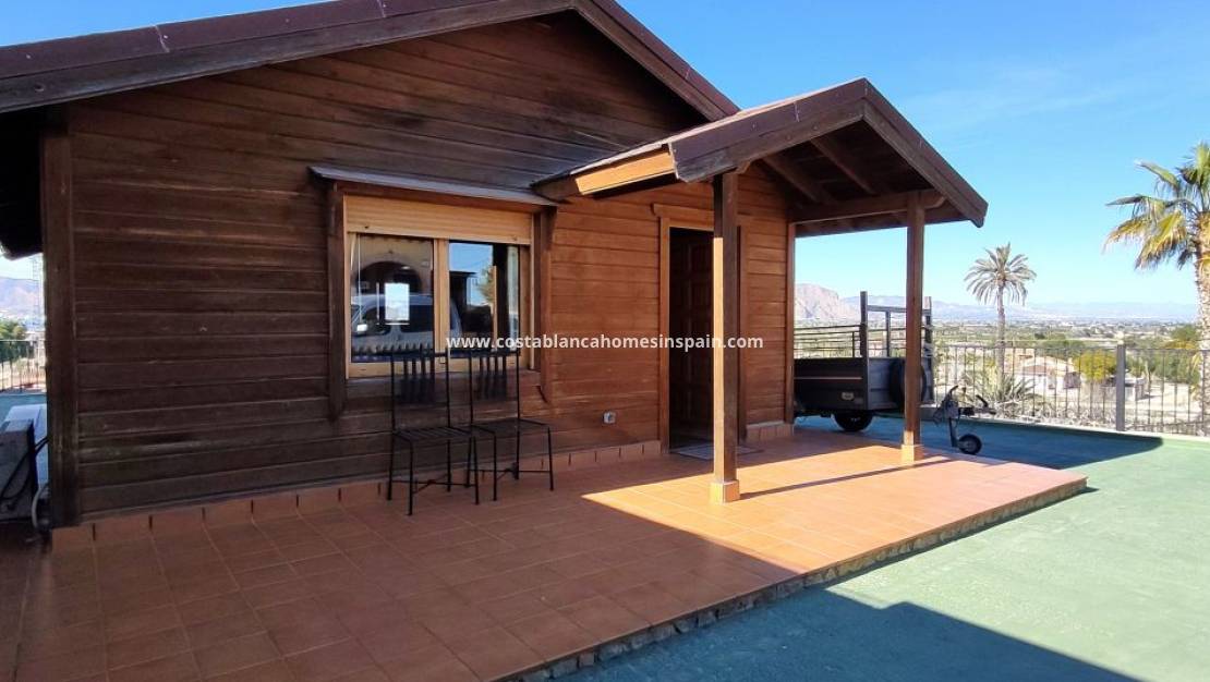 Endursölu - Finca - Orihuela