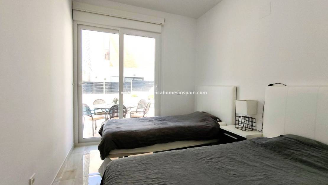 Endursölu -  - La Mata