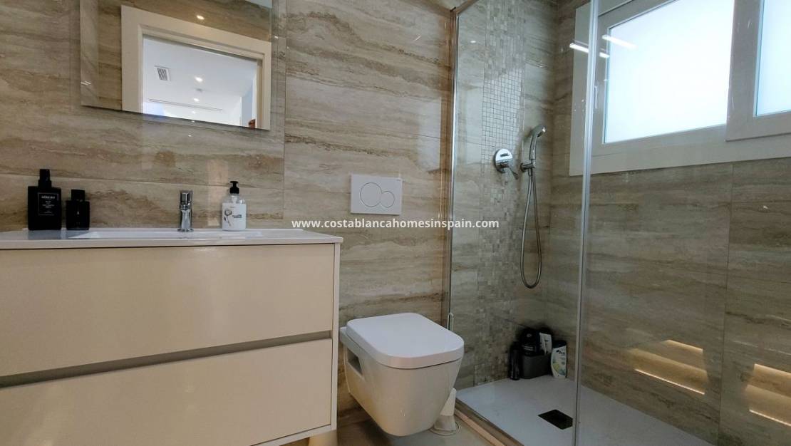 Endursölu -  - La Mata