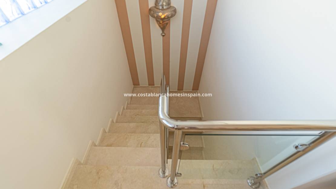 Endursölu -  - La Mata