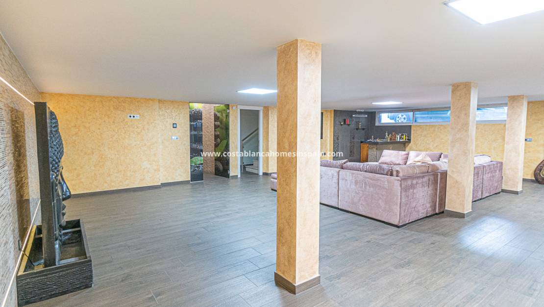 Endursölu -  - La Mata