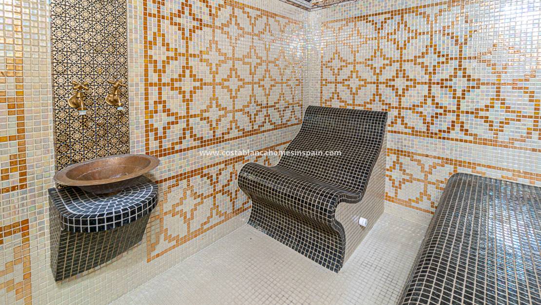 Endursölu -  - La Mata