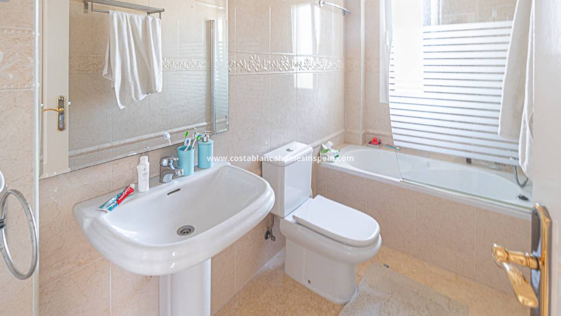 Endursölu -  - La Mata