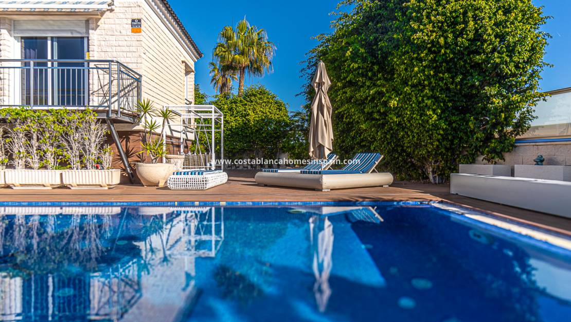 Endursölu -  - La Mata