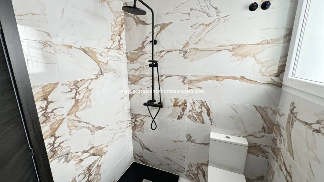 Endursölu -  - LOS BALCONES