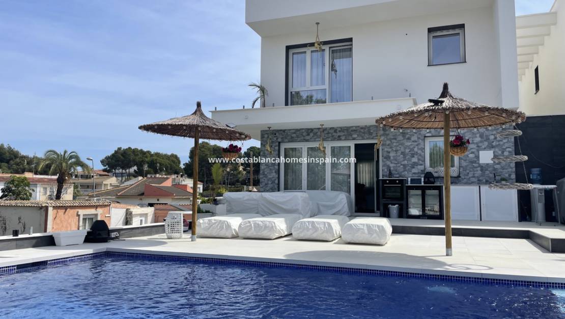 Endursölu -  - LOS BALCONES