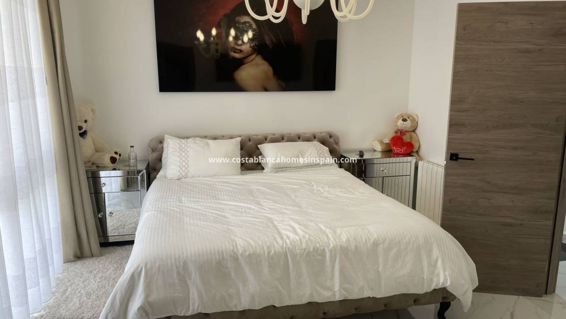 Endursölu -  - LOS BALCONES