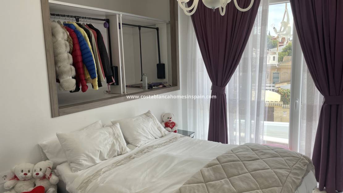 Endursölu -  - LOS BALCONES