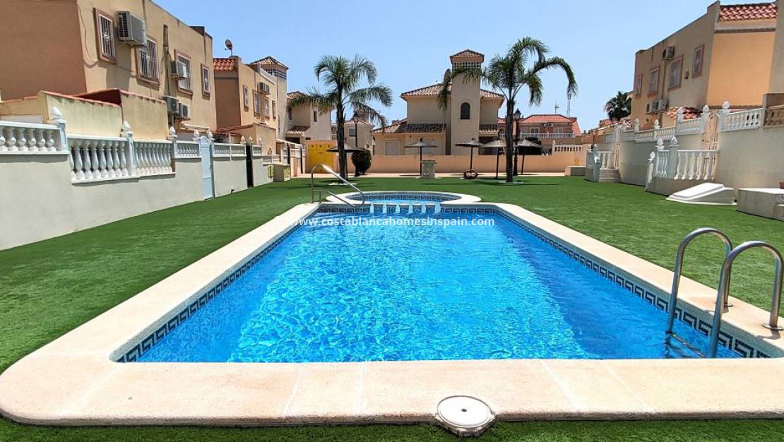 Endursölu - Penthouse Apartment - Orihuela Costa - La Zenia