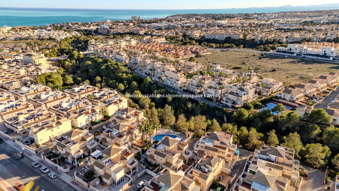 Endursölu - Quad House - Orihuela Costa - Playa Flamenca