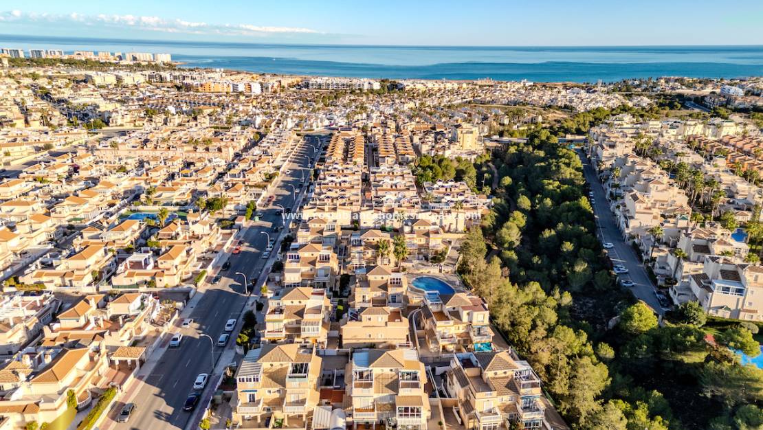 Endursölu - Quad House - Orihuela Costa - Playa Flamenca