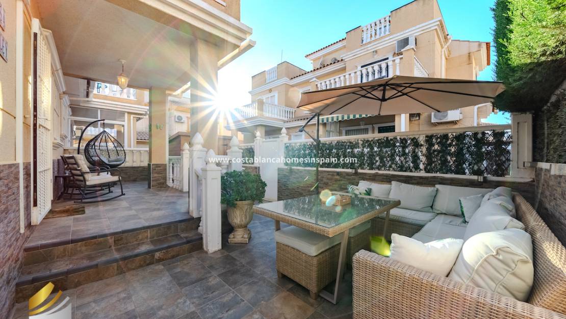 Endursölu - Quad House - Orihuela Costa - Playa Flamenca