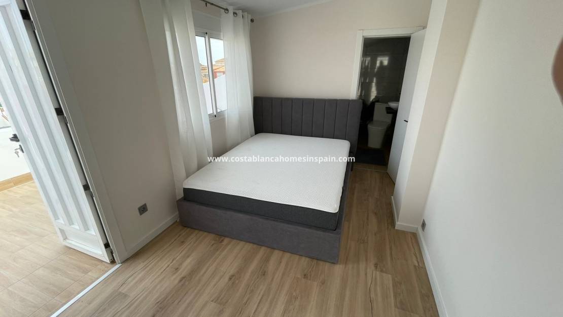 Endursölu - Semi - Detached Villa - La Florida