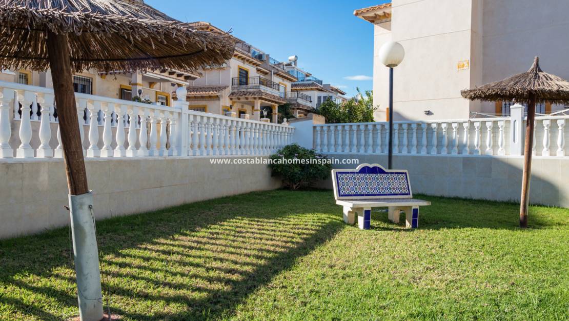 Endursölu - Semi - Detached Villa - La Zenia - Villas San Jose