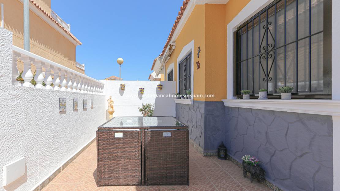 Endursölu - Semi - Detached Villa - Orihuela Costa - Playa Flamenca