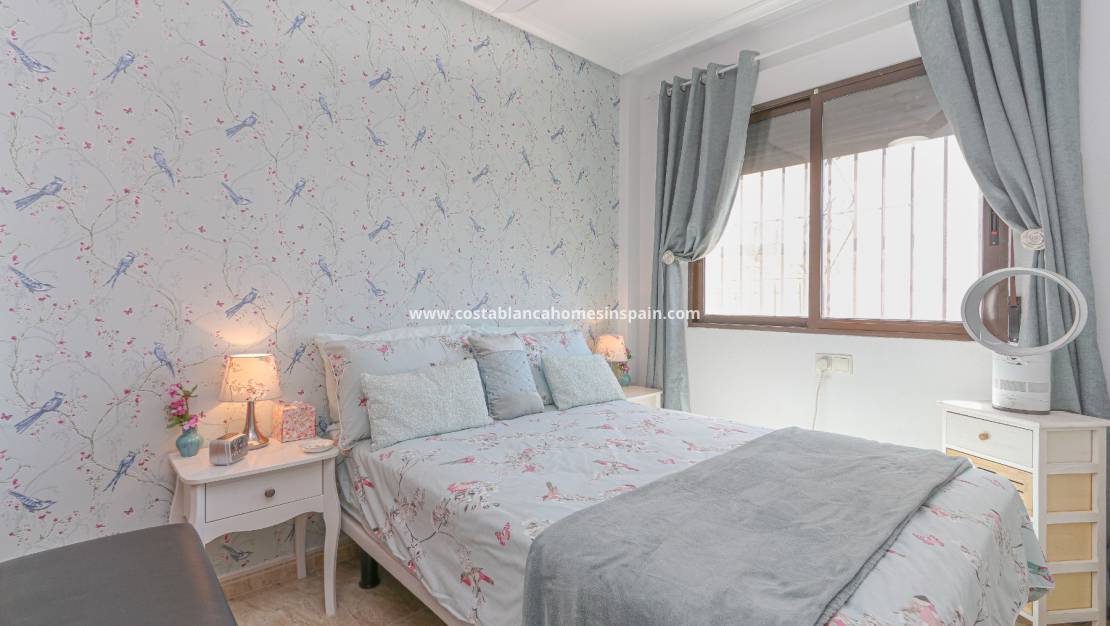 Endursölu - Semi - Detached Villa - Orihuela Costa - Playa Flamenca