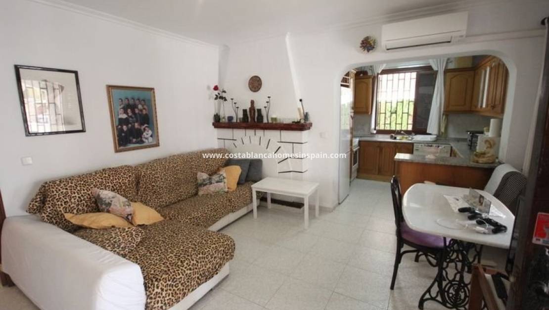 Endursölu - Semi-Detached Villa - Orihuela Costa - Punta Prima