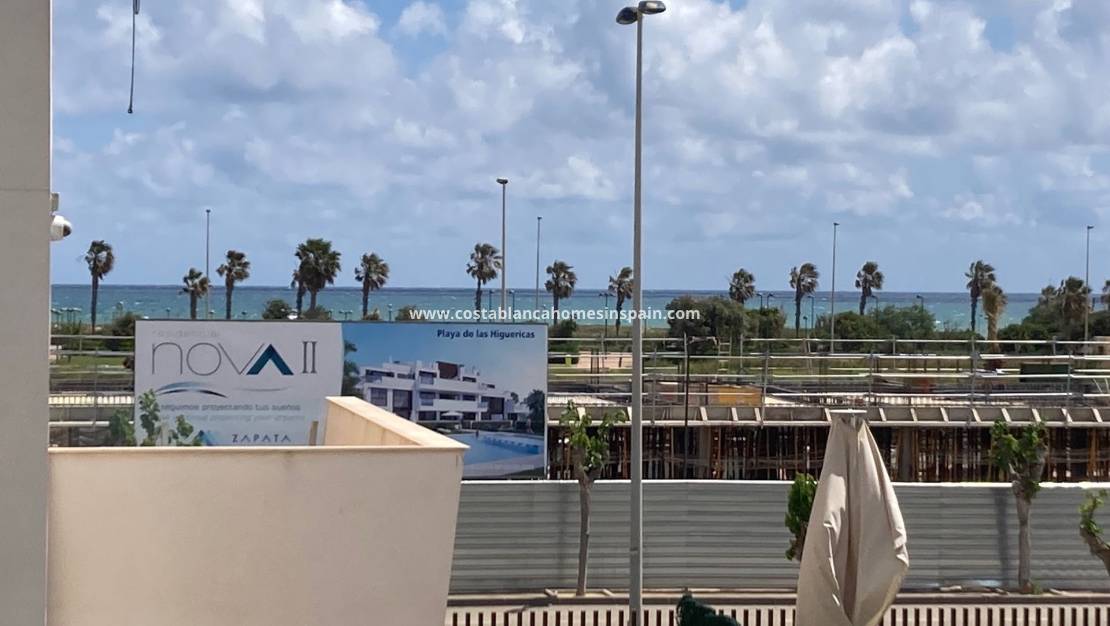 Endursölu - Semi - Detached Villa - Pilar de la Horadada