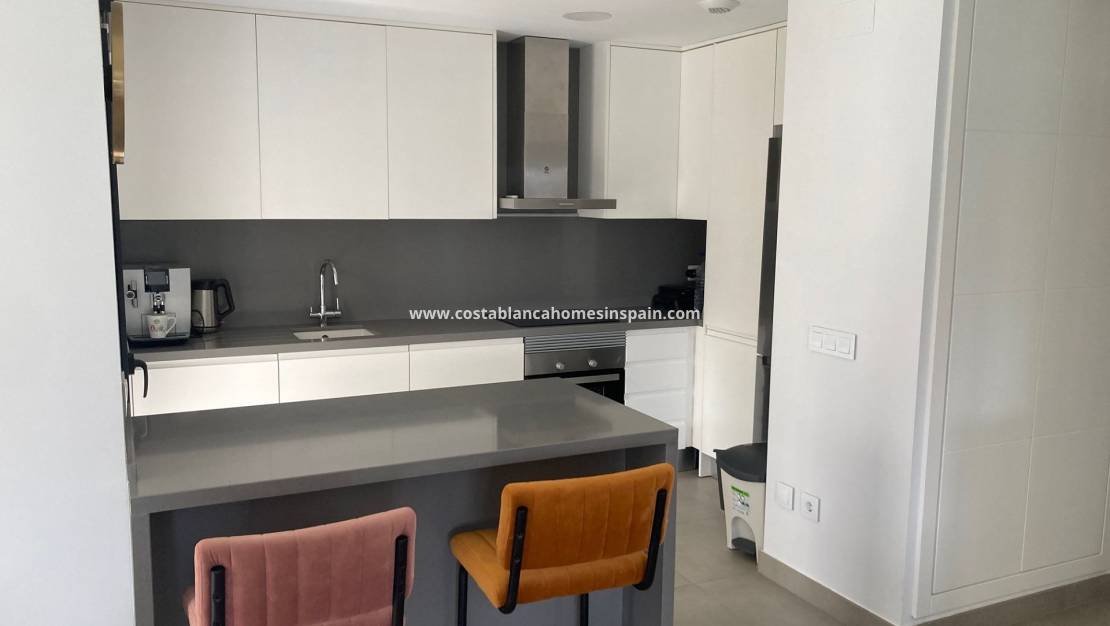 Endursölu - Semi - Detached Villa - Pilar de la Horadada