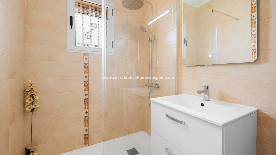 Endursölu - Semi - Detached Villa - Playa Flamenca - Costa Blanca South