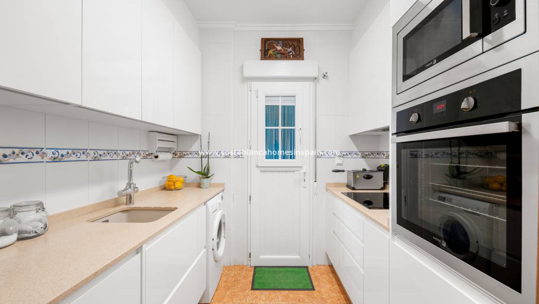 Endursölu - Semi - Detached Villa - Playa Flamenca - Costa Blanca South