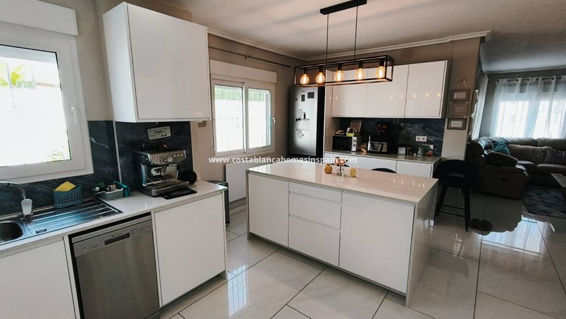 Endursölu - Semi - Detached Villa - Playa Flamenca - Costa Blanca South