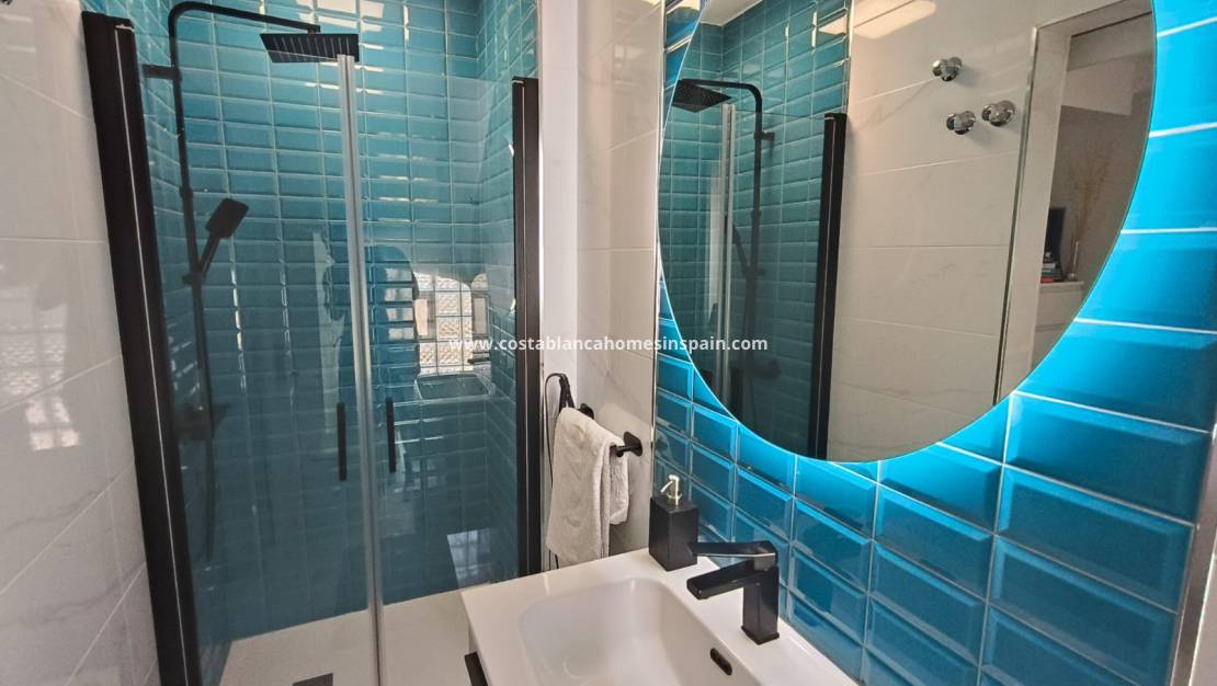 Endursölu - Semi - Detached Villa - Playa Flamenca - Costa Blanca South