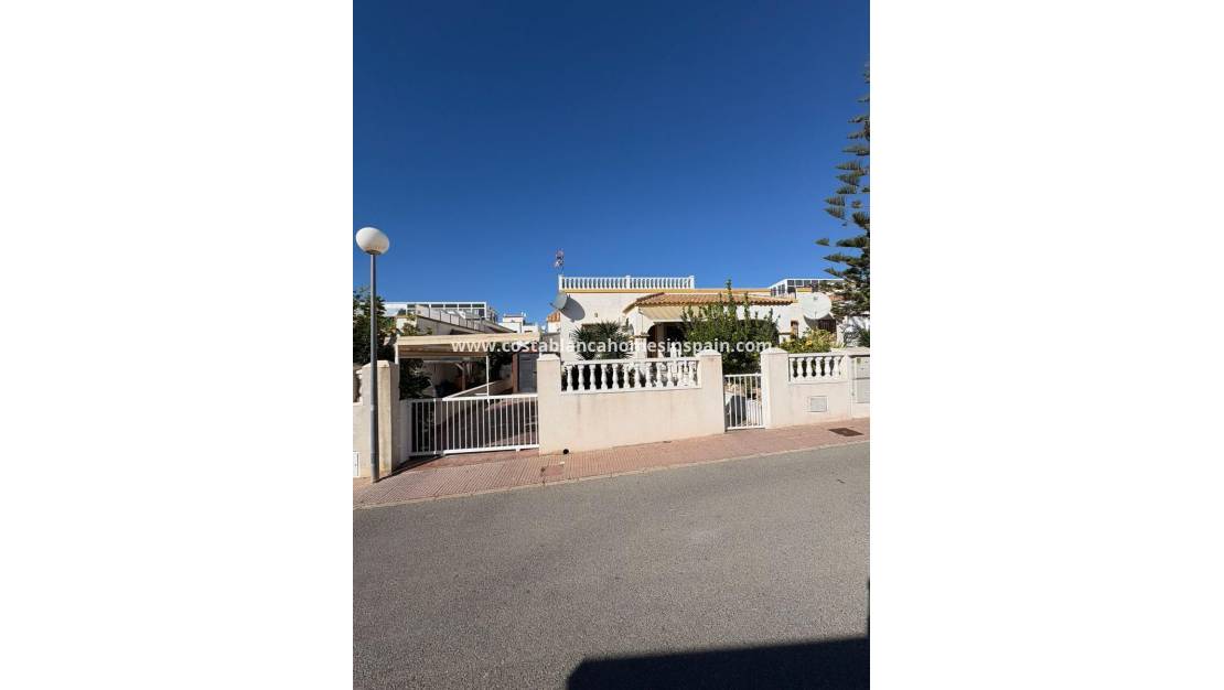 Endursölu - Semi - Detached Villa - San Fulgencio