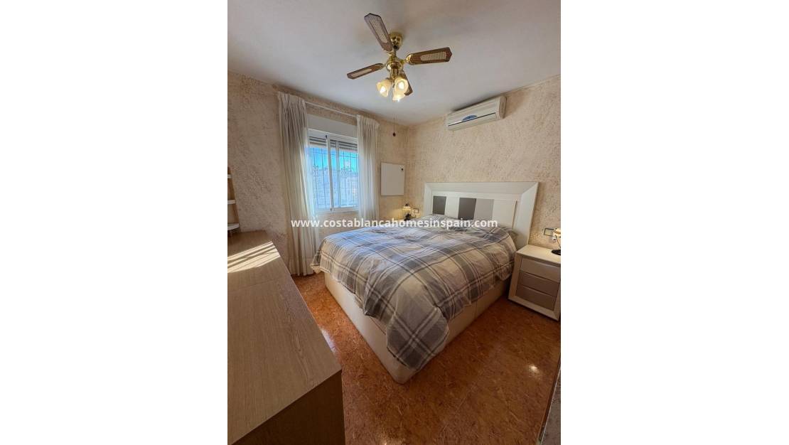 Endursölu - Semi - Detached Villa - San Fulgencio