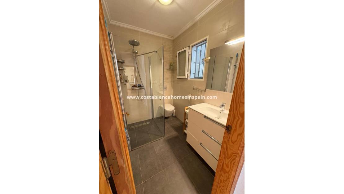 Endursölu - Semi - Detached Villa - San Fulgencio