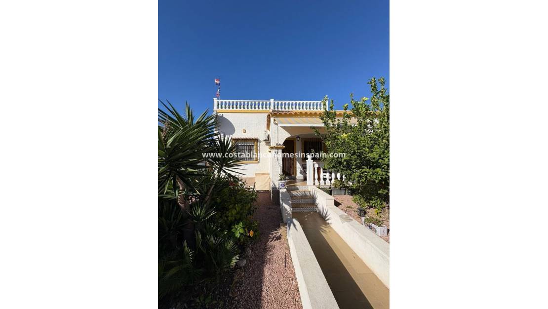 Endursölu - Semi - Detached Villa - San Fulgencio