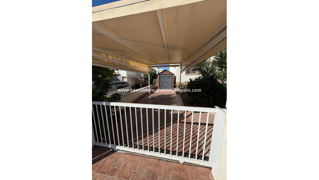 Endursölu - Semi - Detached Villa - San Fulgencio