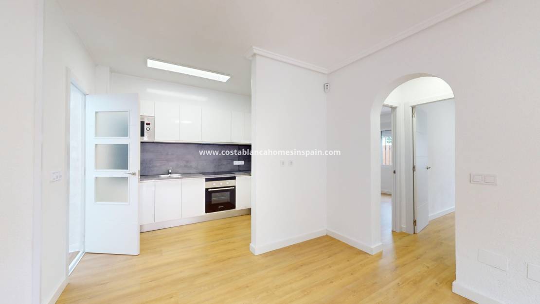 Endursölu - Semi - Detached Villa - San Miguel de Salinas