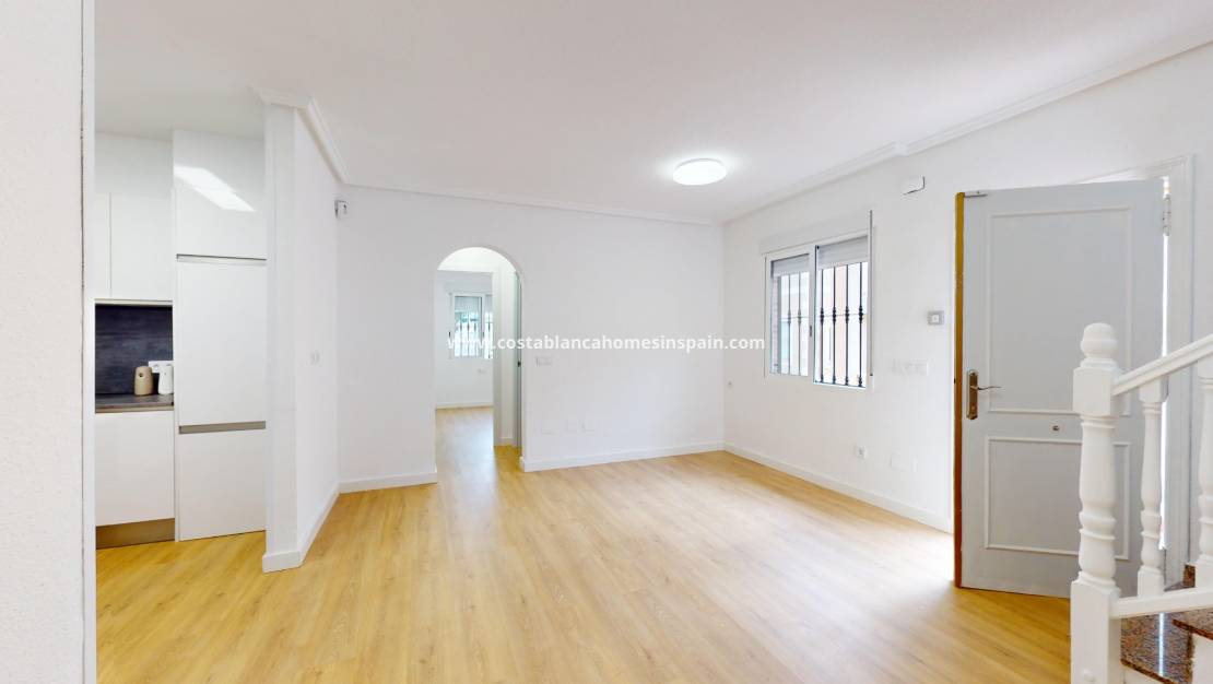 Endursölu - Semi - Detached Villa - San Miguel de Salinas