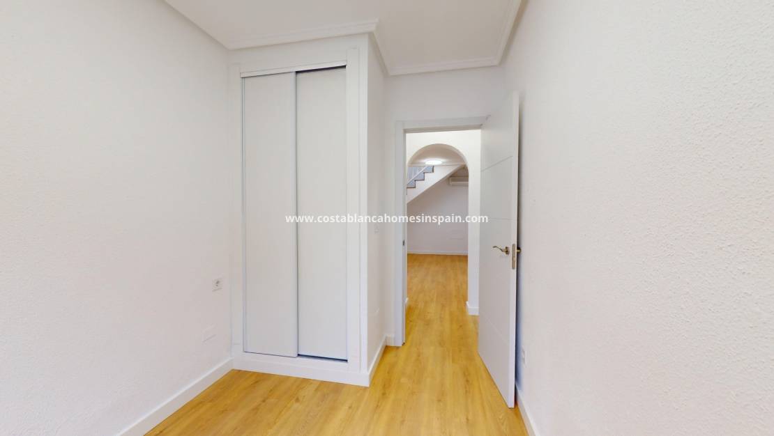 Endursölu - Semi - Detached Villa - San Miguel de Salinas