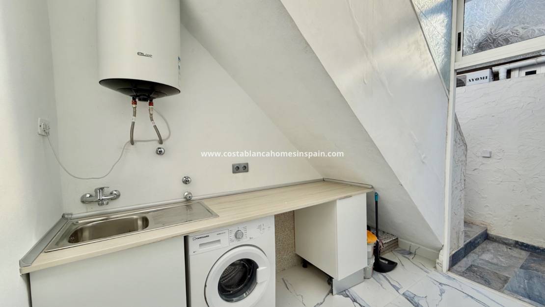 Endursölu - Semi - Detached Villa - Torrevieja - El chaparral