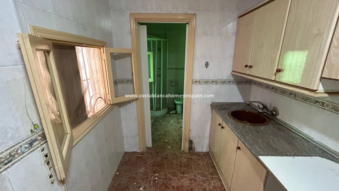 Endursölu - Semi - Detached Villa - Torrevieja - Torrevieja City Center