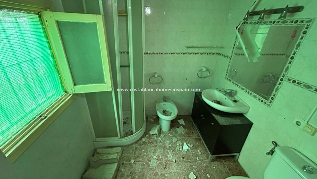 Endursölu - Semi - Detached Villa - Torrevieja - Torrevieja City Center