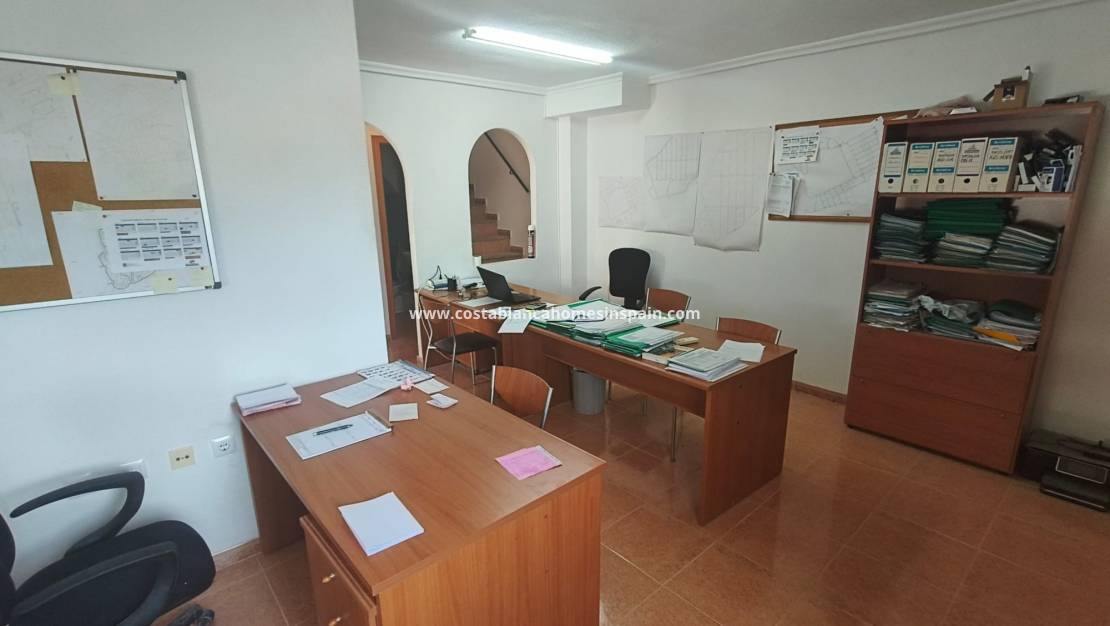 Endursölu - Semi - Detached Villa - Vistabella Golf