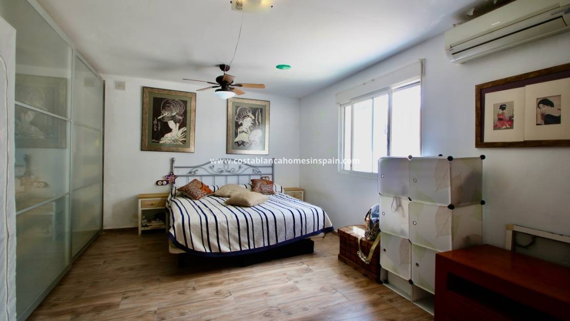 Endursölu -  - Sucina