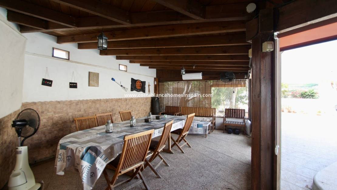 Endursölu -  - Sucina